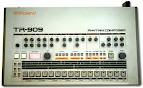 TR909ローランドのリズムマシーン